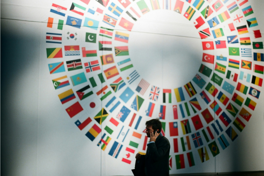 circle of country flags