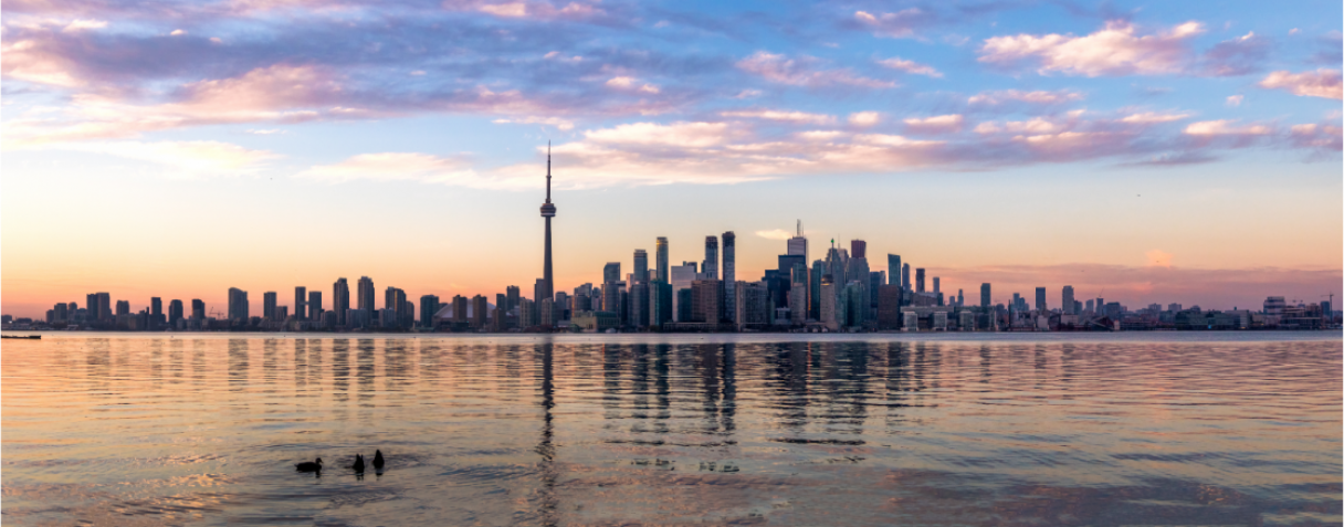 toronto skyline at dawn or dusk