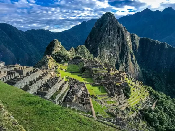 countries-peru-global-payroll-companies.webp