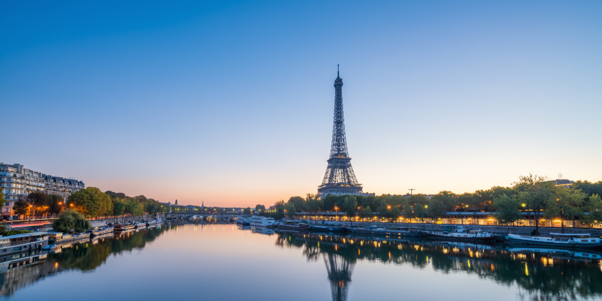 eiffel tower at dawn