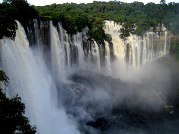 mauve-group-angola-malanje-kalandula-falls.png