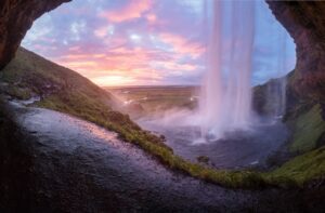 Seljalandsfoss-Iceland