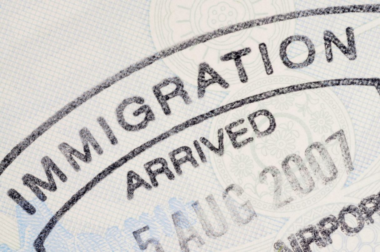 Immigration Digest: Six-Month Work Permit Launched in Argentina