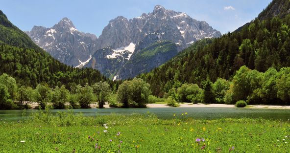 mauve-group-eslovenia-lago-jasna.jpg